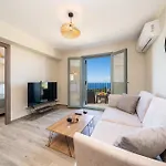 公寓式酒店 Hellosummer Boutique Suites,near Fiscardo!