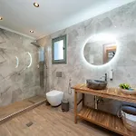 Hellosummer Boutique Suites,near Fiscardo! 公寓式酒店