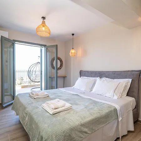 Hellosummer Boutique Suites,near Fiscardo! Antipata