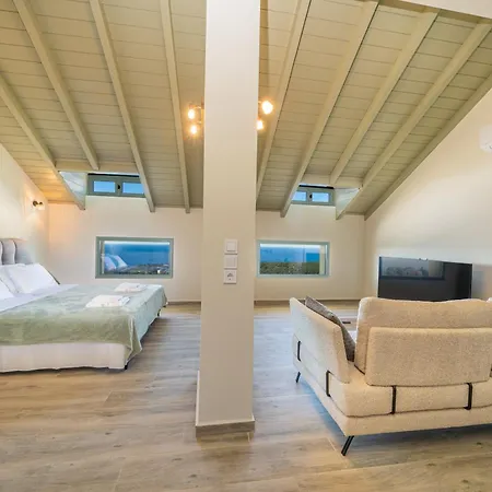 Hellosummer Boutique Suites,near Fiscardo! Apartahotel 4*
