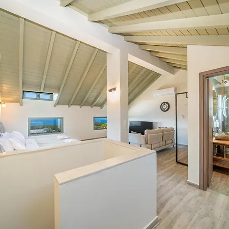 Hellosummer Boutique Suites,near Fiscardo! Apartahotel