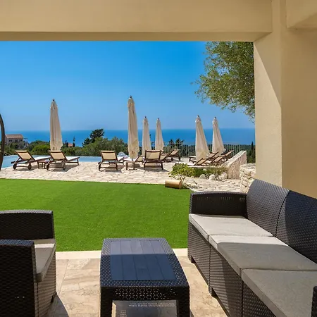 Hellosummer Boutique Suites,near Fiscardo! Apartahotel 4*
