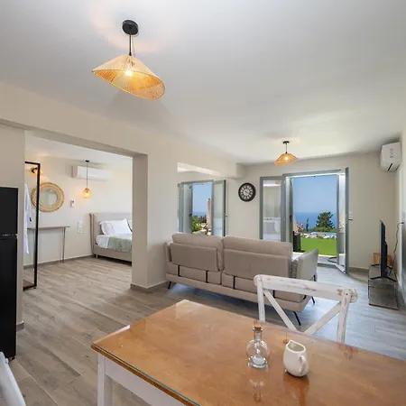Apartahotel Hellosummer Boutique Suites,near Fiscardo! 4*