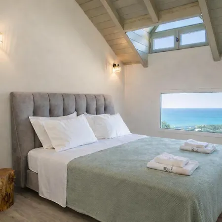 Hellosummer Boutique Suites,near Fiscardo! Apartahotel 4*