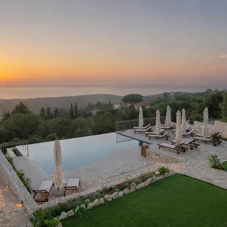 Hellosummer Boutique Suites,near Fiscardo! Apartahotel Antipata (Erisos)