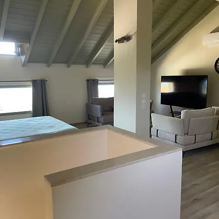 Apart Otel Hellosummer Boutique Suites,near Fiscardo! Antipata (Erisos)