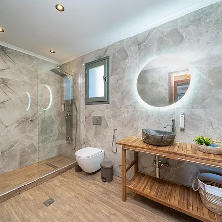 Apart Otel Hellosummer Boutique Suites,near Fiscardo! 4*