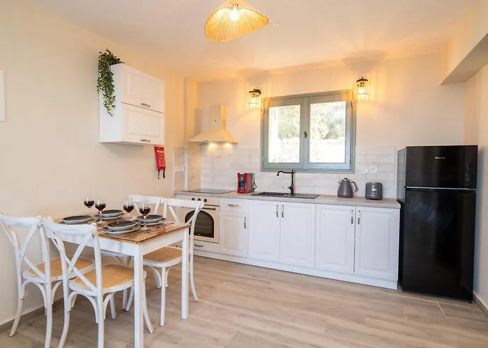 Hellosummer Boutique Suites,near Fiscardo! Antipata (Erisos)
