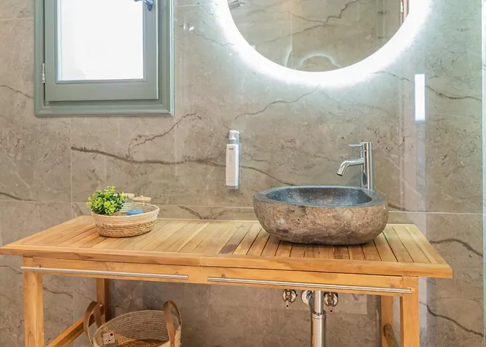 Hellosummer Boutique Suites,near Fiscardo! Aparthotel