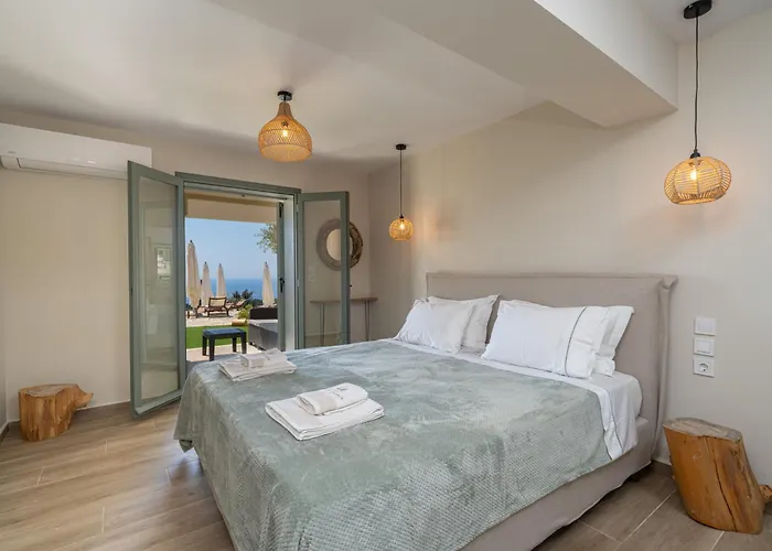 Hellosummer Boutique Suites,near Fiscardo! Aparthotel Antipata (Erisos)