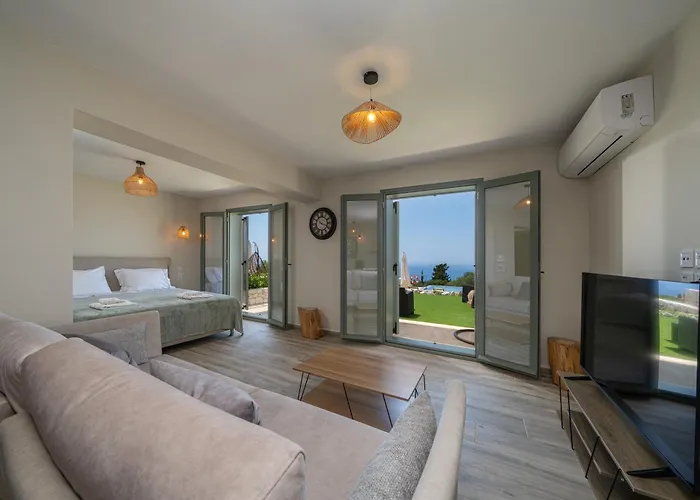 Aparthotel Hellosummer Boutique Suites,near Fiscardo!