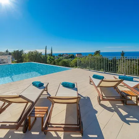 Hellosummer Boutique Suites,near Fiscardo! Apart Otel 4*